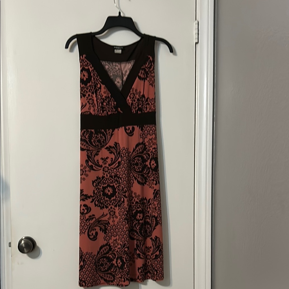Elegant Brown and Salmon Sleeveless Dress